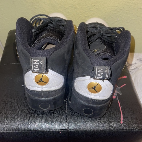 Eddie Jones Jordan’s SIZE 13 black and white great shape keeped in box.. - Picture 2 of 4